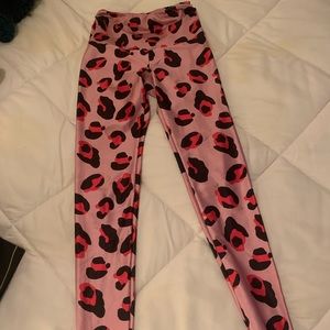 Goldsheep cheetah leggings